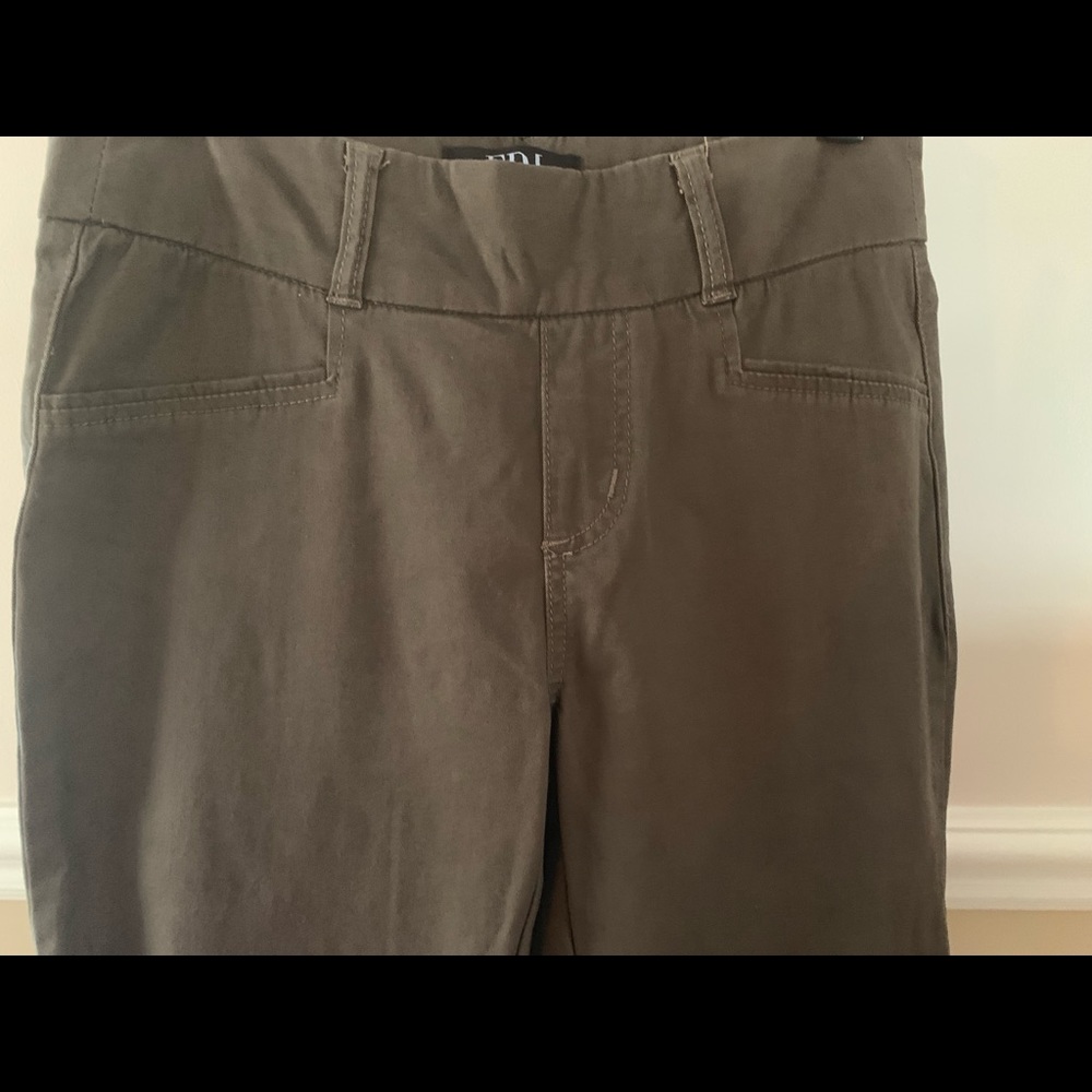 Pristine Condition! Fdj Size 4 - image 3